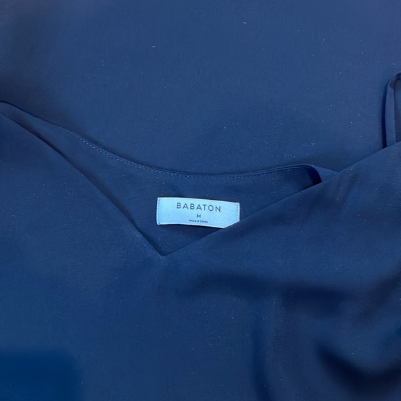 Aritizia Babaton Everly Top - Size M - Picture 4 of 4